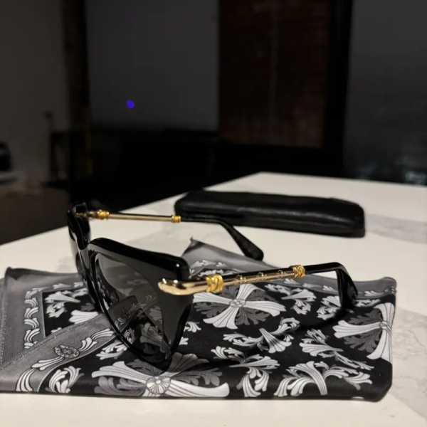 Chrome Hearts TITSICLE Frame Women's